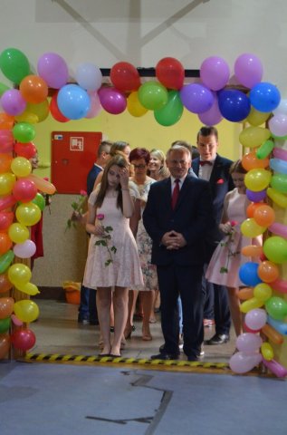 http://old.szkolaborowno.pl/images/phocagallery/komers2017/thumbs/phoca_thumb_l_DSC_0018.JPG