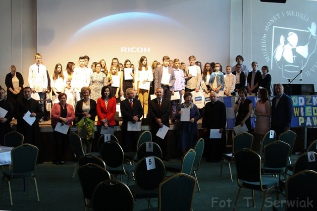 http://old.szkolaborowno.pl/images/phocagallery/konkurs_jp2_17/thumbs/phoca_thumb_l_borowno-181.jpg