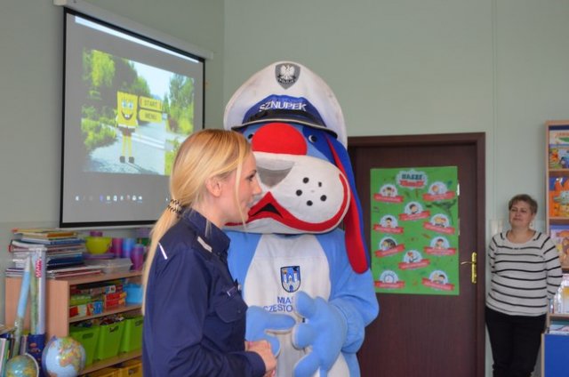 http://old.szkolaborowno.pl/images/phocagallery/sznupek/thumbs/phoca_thumb_l_dsc_0020.jpg