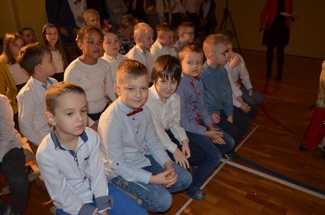 http://old.szkolaborowno.pl/images/phocagallery/thumbs/phoca_thumb_l_dsc_0149.jpg